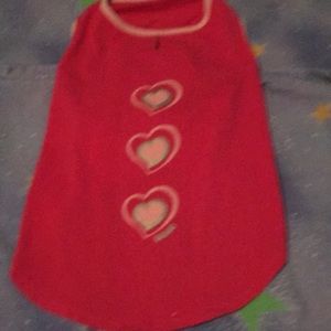 This a sweet DoGo top for your pooch